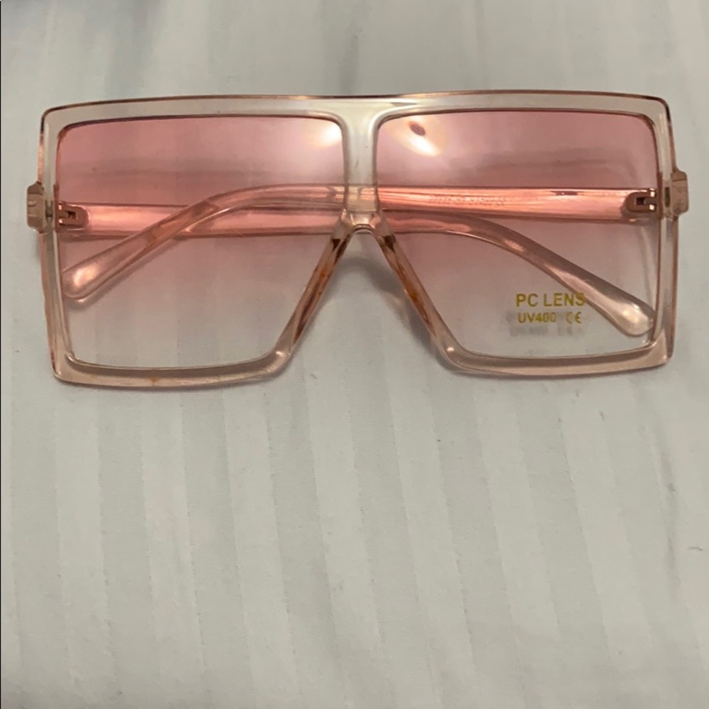 Boujee Glasses 😎